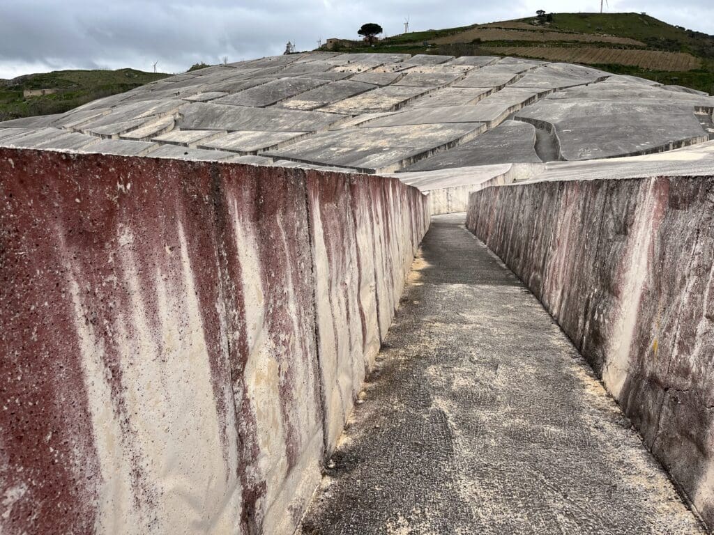 Gibellina, Il Cretto di Burri - Teresa's Holiday Home